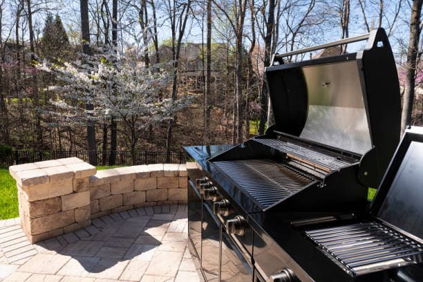 BBQ Islands & Grills